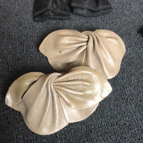 5 sets of Vintage shoe clip on bows leather and ribbon - Picture 2 of 9
